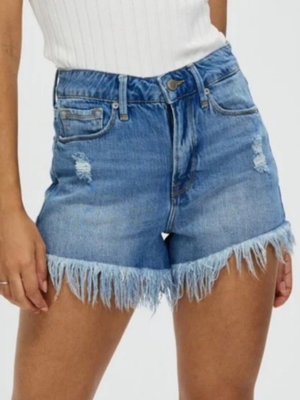 Good American Bombshell Frayed Raw Hem Denim Shorts Size 8